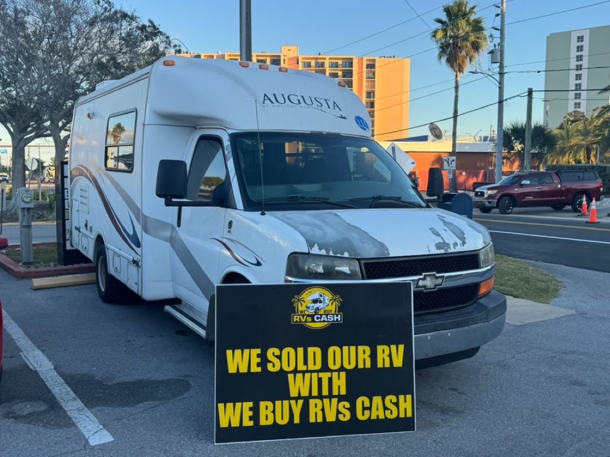 Class C motorhome bought for cash in Daytona Beach, Florida