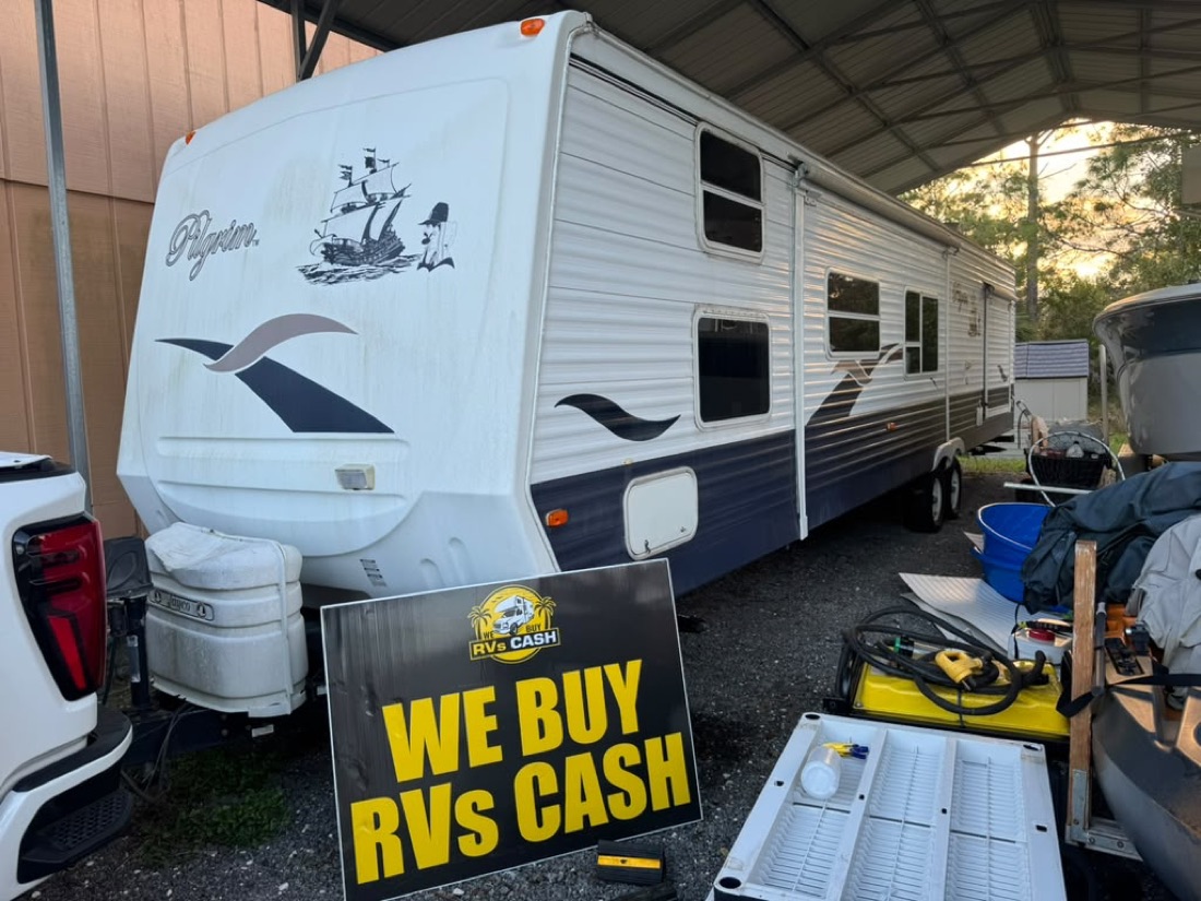 Travel trailer bought for cash with the title handled by us, Polk County FL